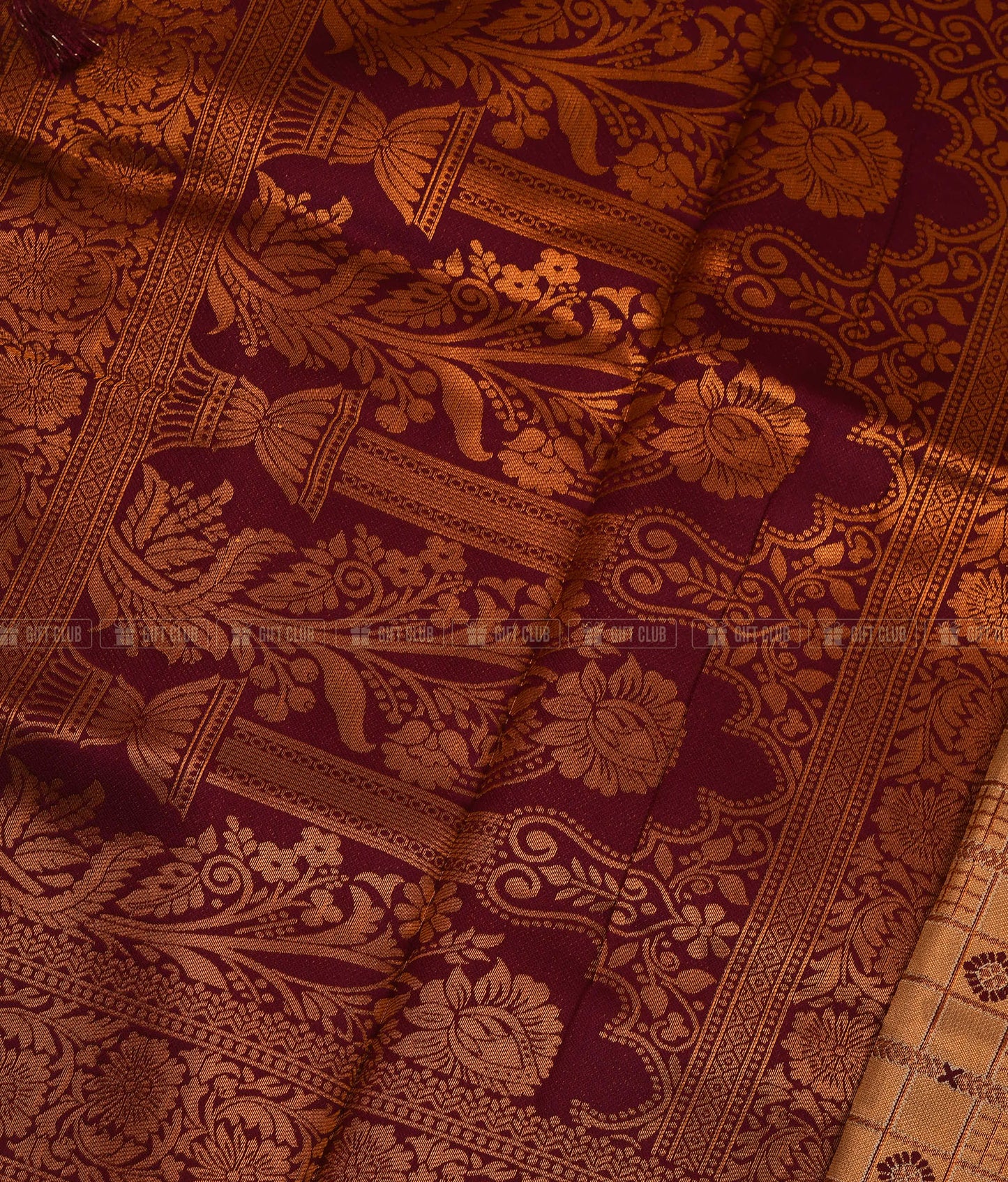 সুবর্ণা (KNJ 04) - Beige & Maroon Grid Kanchipuram