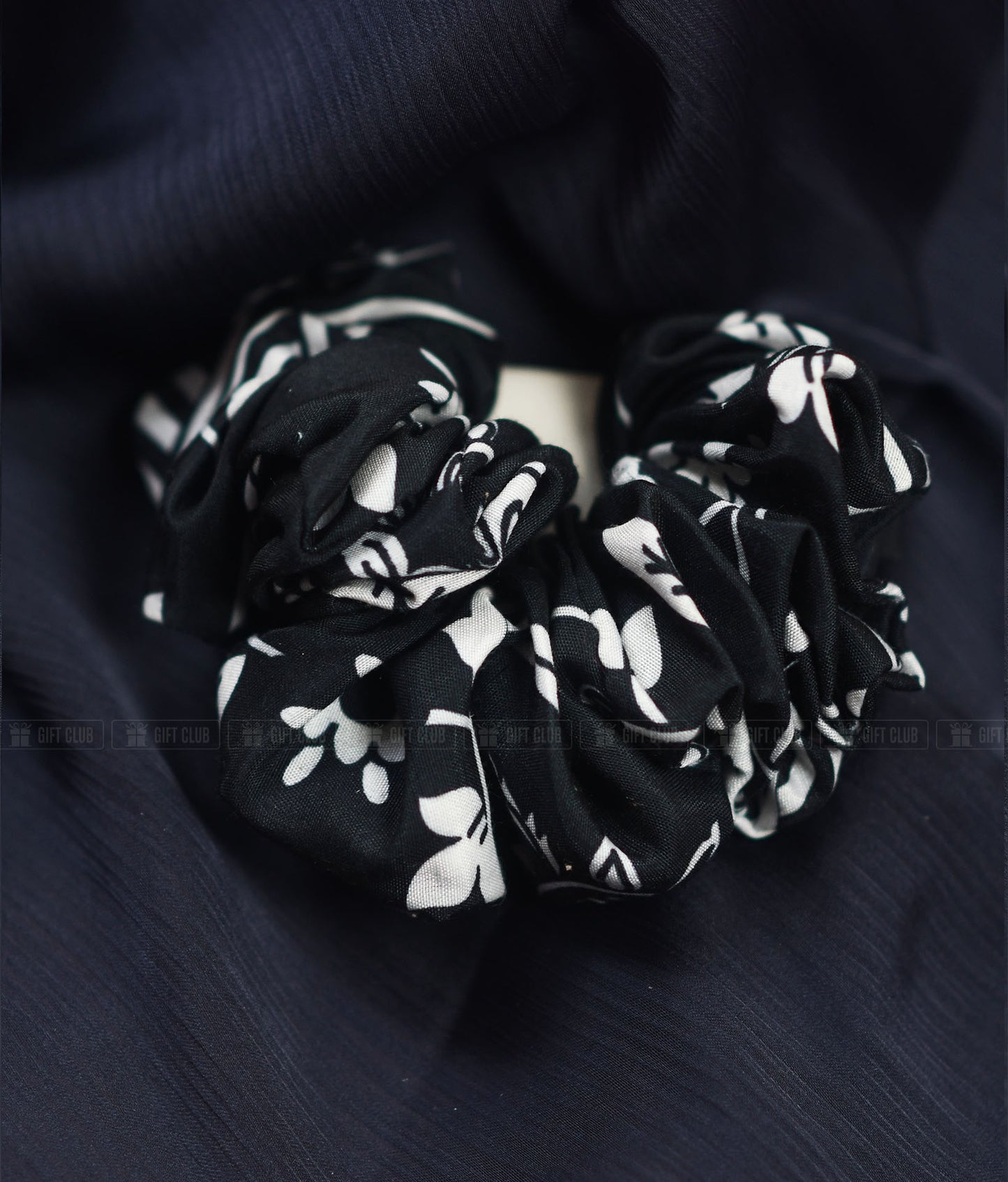 Package 15 - Love & Elegance Gift Box