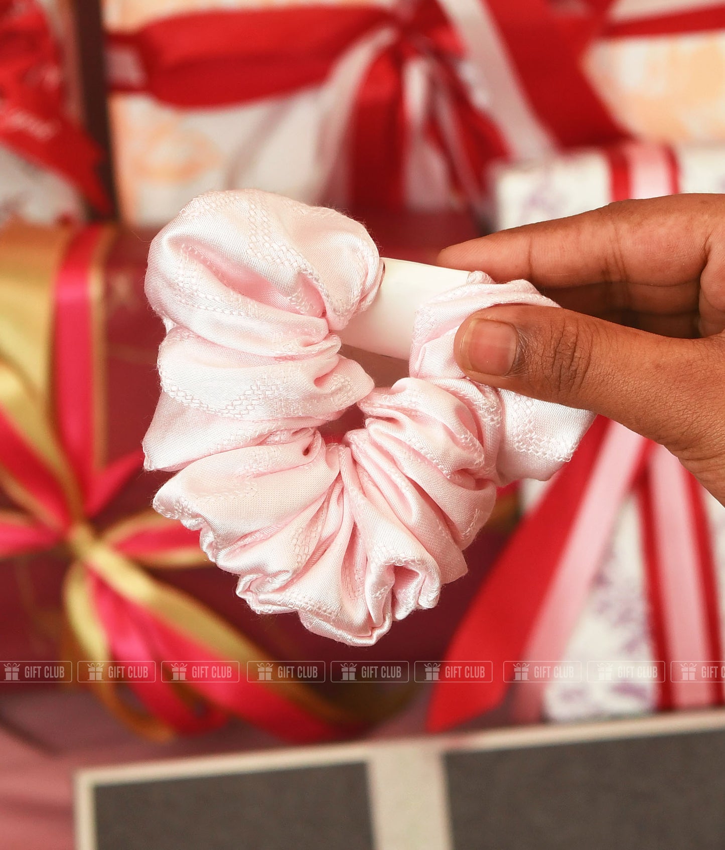 Package 03 - Love & Elegance Gift Box
